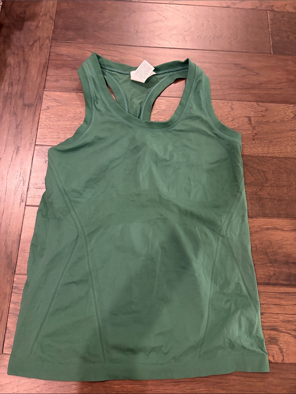 Athleta Momentum Tank Sz M - Picture 2 of 6